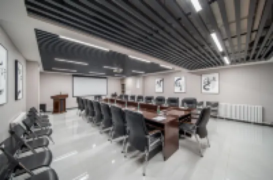 可可托海斯諾因ホテル