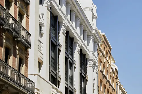 60 Balconies Iconic