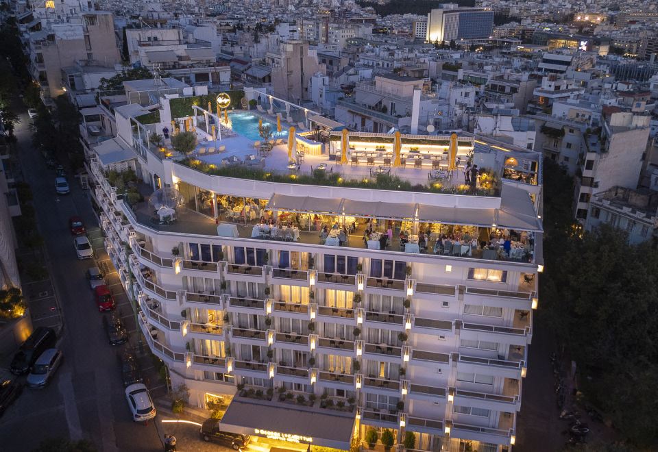 세인트 조지 리카베투스 호텔