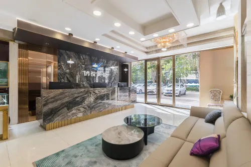 Kuerle Ouyue Hotel (Renmin East Road Kongque River Branch) - 2 étoiles