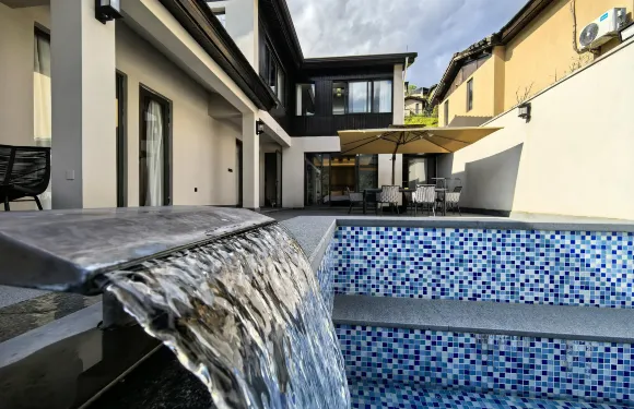 永泰山外山棲悦温泉別墅