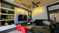 Ipoh Seri Bougainvillea Luxe Villa with Splendid Pool Hotels in Lahat