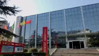 Luoyang Pero Hotel (Mudan Square Wanda Store) - romantis