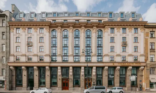 Crown Hotel St. Petersburg