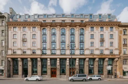 Crown Hotel St. Petersburg Hotels near Nevsky Prospekt