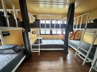 Yellow Fellow Hostel