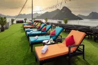 Le Journey Luxury Cruise Lan Ha Bay Hotels near Bãi tắm