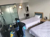 Yuanping Daxiong E-sports Homestay - Esports