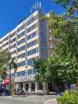 Yangjiang Island Hotel (Hailing Island Dajiaowan Scenic Area Branch)