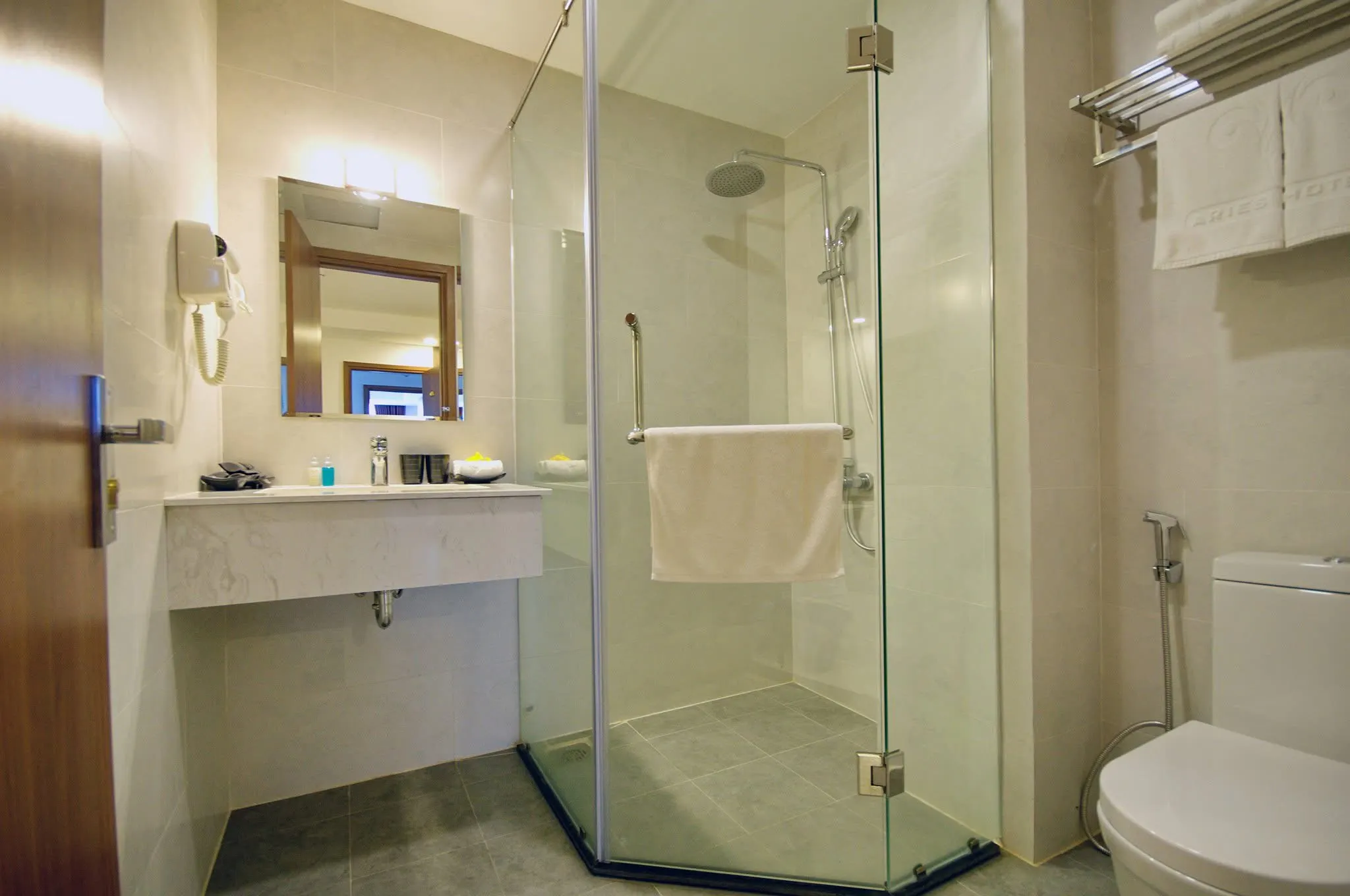 Khách sạn Trump Nha Trang Phòng Photos