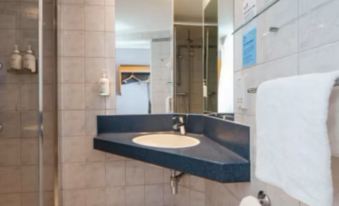 Holiday Inn Express Gloucester - South