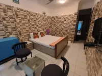 Parsik Hill Palace III Hotels in 