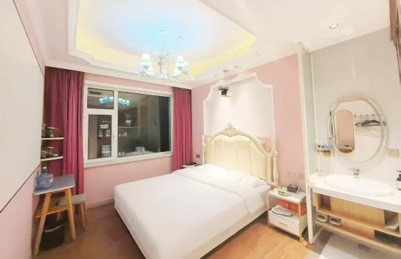 靈丘金百合優選飯店(財政局店）