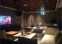 Jinshuo Holiday Hotel