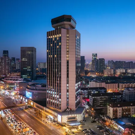 Vienna International Hotel (Tianjin Drum Tower Flagship Hotel) Отели рядом с достопримечательностью «Станция метро Gulou»