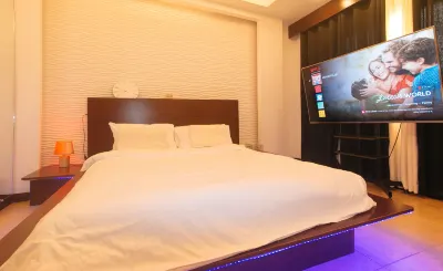Movietelle by RedDoorz Các khách sạn ở Thành phố Lapu-Lapu