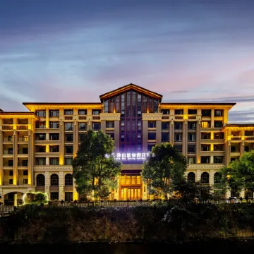 Jinfoshanwenquanjiari Hotel Hotels near Laolongdong Sceneic Area
