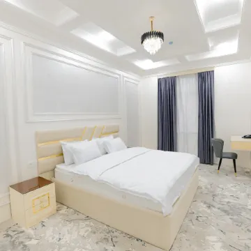 Kok Saroy Plaza hotel