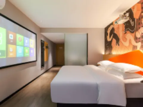 IU Hotel (Jian Jinggangshan University Railway Station) Hotels in Ji'an