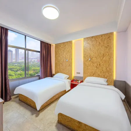 Moke Hotel