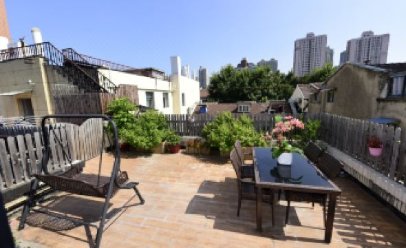 Longchen Holiday Inn (Shanghai Ruijin Hospital Yongjia Road Branch)