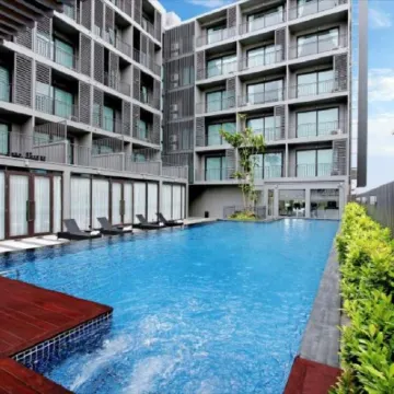 Plaai Prime Hotel Rayong Hotels near Laemcharoen Seafood