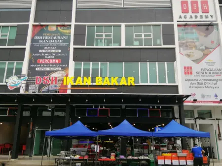 DSH Hotel Отели в г. Kuala Kuantan