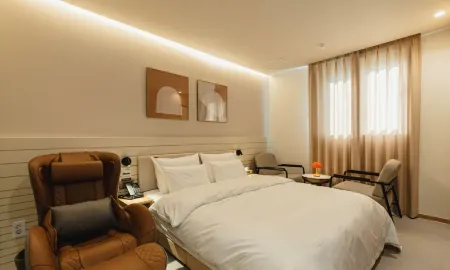 Hound hotel chuncheon