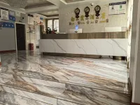 威信白雲飯店（龍泉路店） 威信住宿飯店