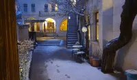 Noah's Ark Cave Hotel