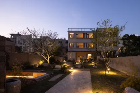 Jingdezhen Creek Shore Boutique Hotel Отели рядом с достопримечательностью «Moon Lake Scenic Area»