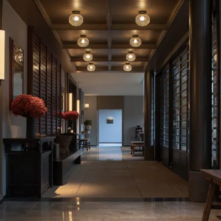 Phoenix Begonia Villa Hotel (HSR Station Branch) (HSR=High-speed Railway)