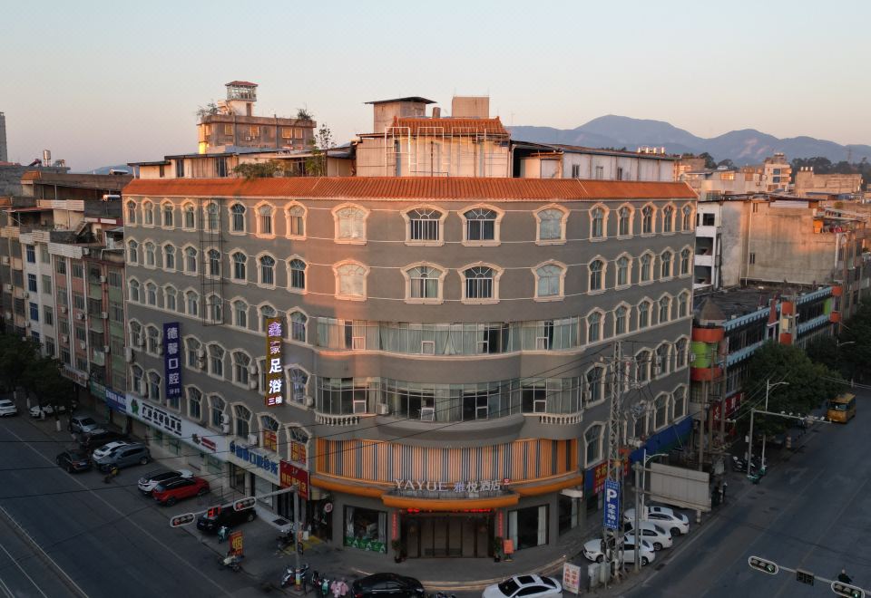 hotel overview picture
