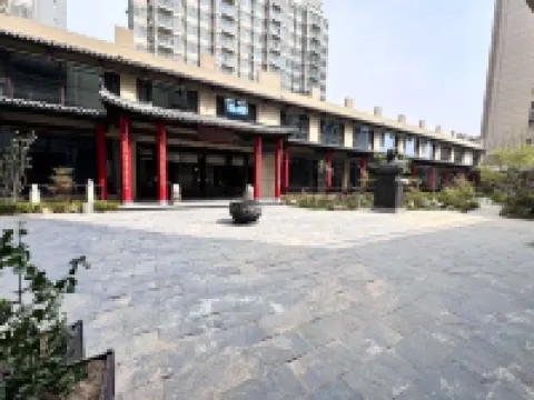 Waku Courtyard House Hotels in Dongming County