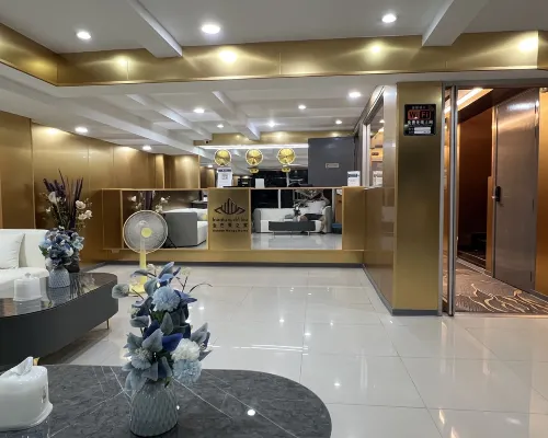Golden Mango home Hotel Hotels near Ratchada Soi 6
