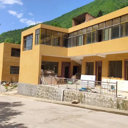 Poplar Tree Homestay