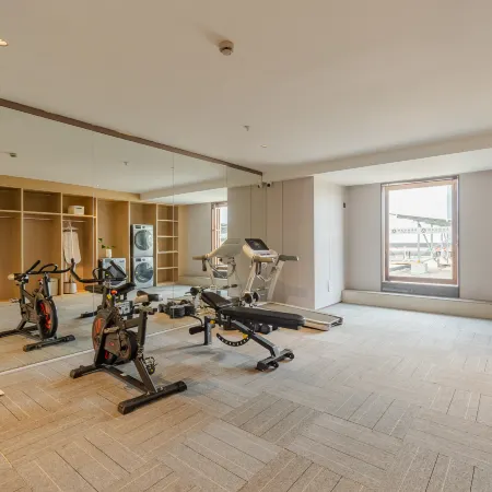 Qiwuyunshang Hotel (Chaohu High-Speed Rail East Station Yuemei Plaza)