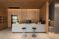 Puding Shiyue Hotel