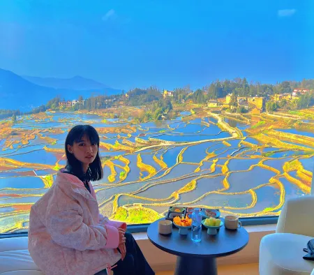 Daotian Lixiang Blue Terrace Scenic Homestay (No. 2) Отели рядом с достопримечательностью «Duoyishu Terraced Field»