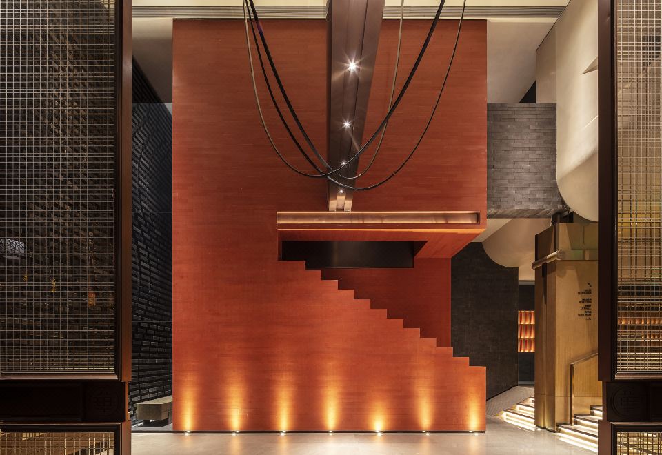 1. 충칭 화팡 호텔..