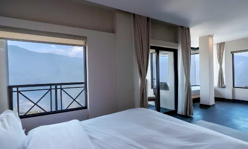 Nana Mountain Resort