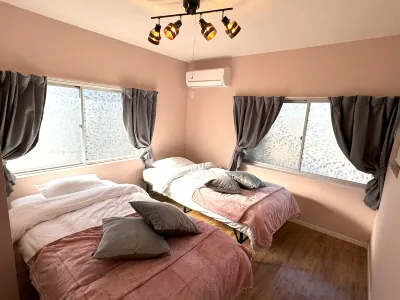 Newly opened! Private rentals available for up to 12 people!  Osaka 1 station 3 minutes! Free Wifi Hotele w: Nishiyodogawa Ward