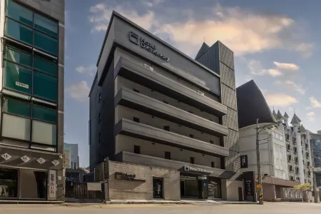 Cheongju Hotel Dictionary Отели рядом с достопримечательностью «Национальный университет Чунбука Гасин Кампус»