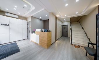 Shenyang Qingju Theme Hotel