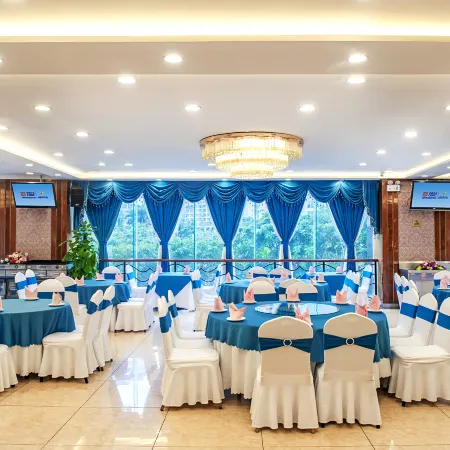 Haikou Xinyuan Hot Spring Hotel