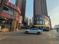 Zhuyan Hotel (Changsha Huanghua Airport Longhua Subway Station)