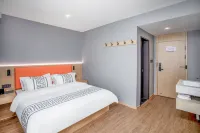 Home Inn Cloud Four Seasons Hotel (Urumqi meimei  MM2 Shopping Center Hualing Market Store) Hotels in Urumqi
