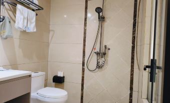 Aimu Hotel (Changge Yifeng City Plaza)