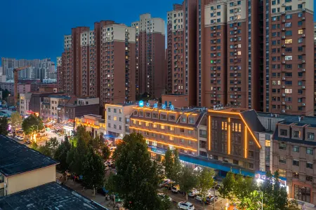 HanTing Hotel (Dezhou Wanda Plaza) Отели рядом с достопримечательностью «Dezhou Botanical Garden»