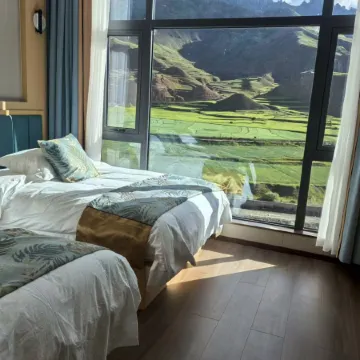 Dengqen Jueen Ta Luocang Grand Hotel